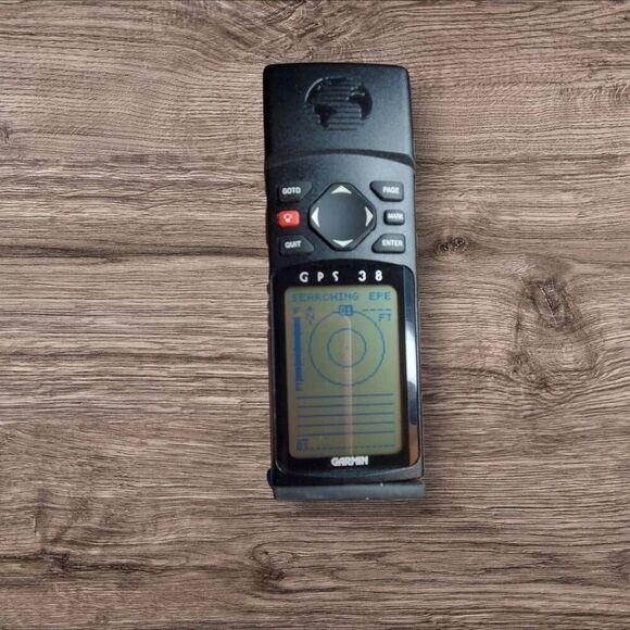Vintage Garmin GPS 38 Personal Handheld Navigator - Picture 4 of 5
